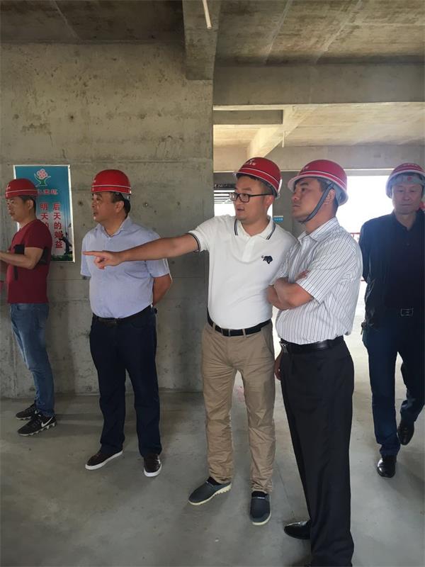 浠水县工程质量安全文明施工现场观摩会在万景·凤凰城召开